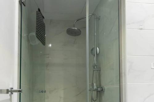 Ένα μπάνιο στο Lovely Studio at Embassy Gardens
