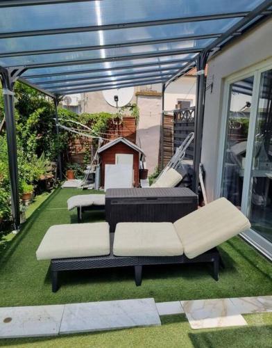 Enjoy in Zagreb Down Town with private penthouse terrace and panorama city view