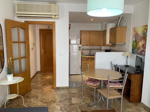 Apartamento con encanto y parking privado y gratuito