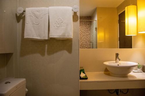 Ένα μπάνιο στο Chor Cher The Luxury Green Hotel - SHA Extra Plus