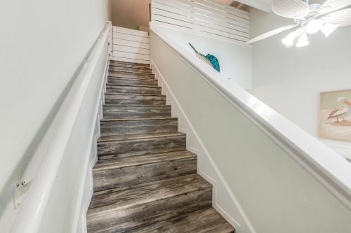 Φωτογραφία από το άλμπουμ του Pirates Bay #118 The LUV Shack poolfront townhome σε Port Aransas