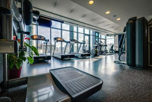 
The fitness centre and/or fitness facilities at Royal Beach Hotel Tel Aviv by Isrotel Exclusive
