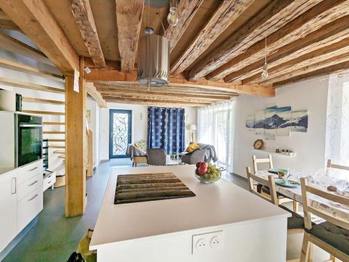 Villa Panorama - 120m2, 8 pax, 6mn des pistes, rénové, plein sud