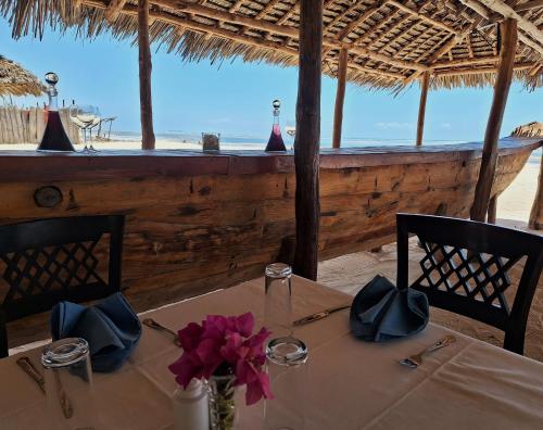 Εστιατόριο ή άλλο μέρος για φαγητό στο BIANCO AZZURRO Hotel & Restaurant