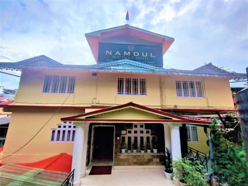 Bangunan di mana terletaknya hotel