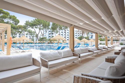 Πισίνα στο ή κοντά στο Hotel Best Delta