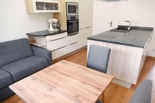 Majoituspaikan Appartement Mauterndorf keittiö tai keittotila