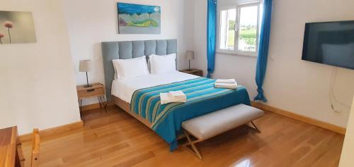 Villa Arquete 6 seat Jacuzzi 5 min walk to shops