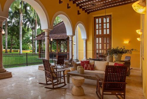 Posezení v ubytování Hacienda Xcanatun, Angsana Heritage Collection