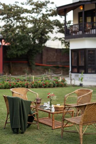 LohonoStays Red Cottage – Photos 4