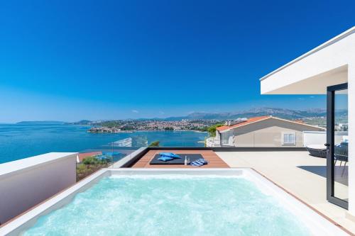 Superb Villa Meliora
