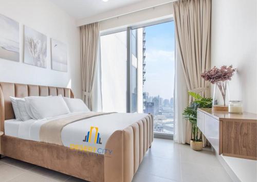Postel nebo postele na pokoji v ubytování Fully Furnished 1 Bed in Downtown Dubai, Hosted by Desert City Stays