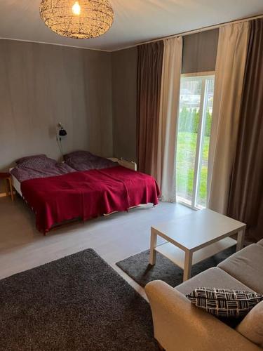 Gallery image of Lägenhet med sjötomt. Vildmark i tätort. in Umeå
