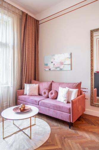 Exclusive & Stylish Central Apartment in the Heart of Budapest