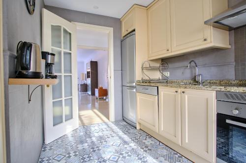 Beautiful duplex penthouse near Puerto Banus