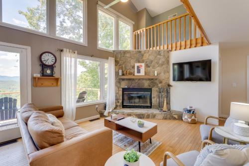 Imagen de la galería de Breathtaking Marble Home on 5-Acre Hillside!, en Marble