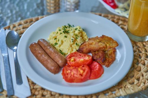 Φαγητό σε αυτό το ξενοδοχείο ή κάπου εκεί κοντά