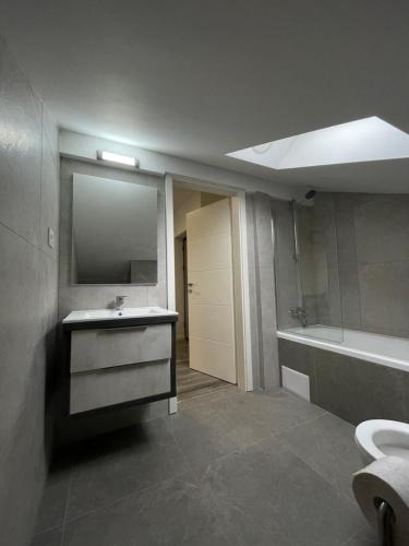 Ванная комната в Comfort & Luxury Apartaments PNMresidence