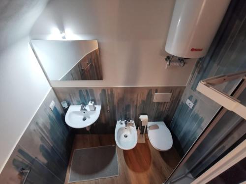 Salle de bains dans l'établissement Corte San Triggiano 13 Città Vecchia, Bari