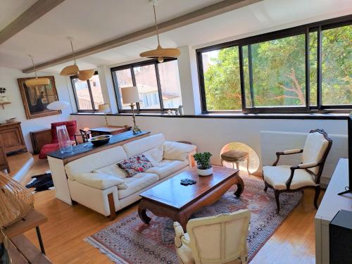 Loft de charme, idéalement situé