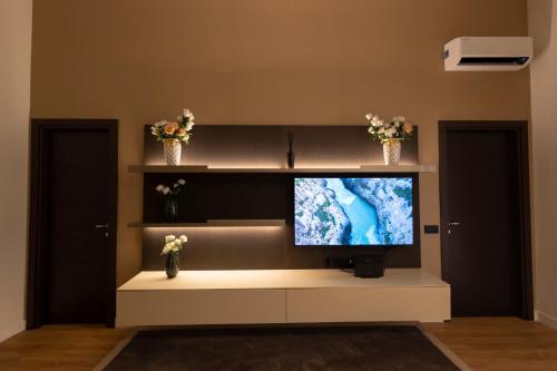 luxury and exclusive Bovio square house