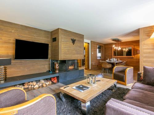 Appartement de prestige avec cheminée, balcon et wifi à Val-d'Isère
