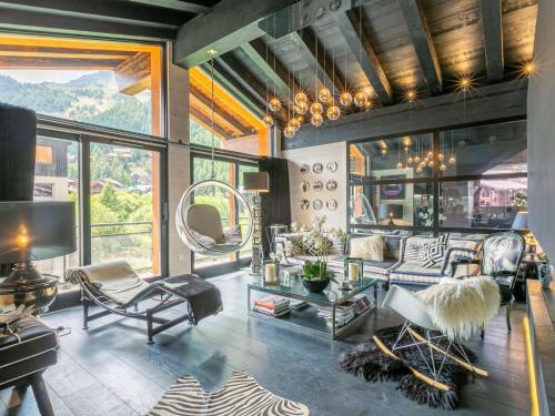 Prestige et luxe au cœur de Val-d'Isère, proche des pistes - FR-1-694-323