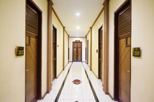 Φωτογραφία από το άλμπουμ του Urbanview Hotel Dedy Jaya Brebes σε Brebes