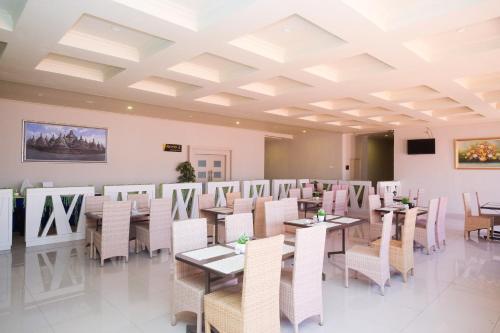 Εστιατόριο ή άλλο μέρος για φαγητό στο Urbanview Hotel Dedy Jaya Brebes