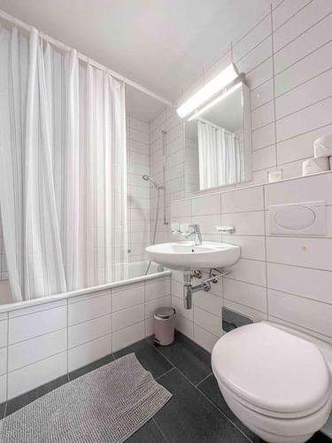Modern 3-bedroom apartment in city centre