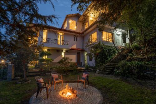 LohonoStays Shambhal House – Photos 2