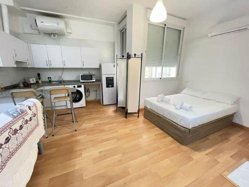 Nice flat in Atarazanas - SOUV