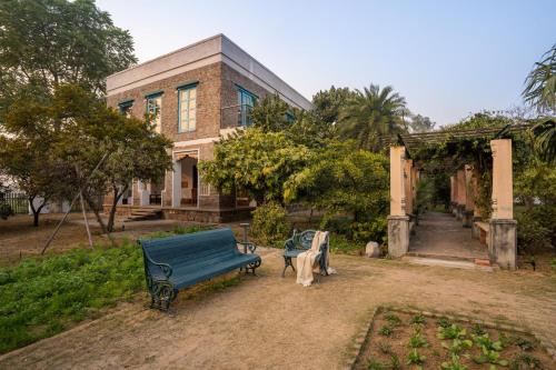 LohonoStays Library Sadhrana Bagh – Photos 3