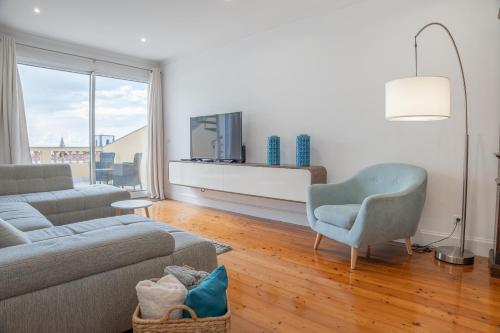 Centre Funchal top floor terrace & large balconies