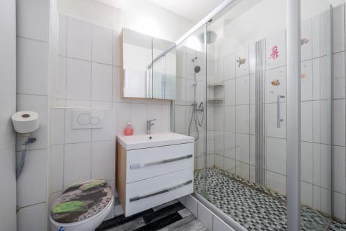Ένα μπάνιο στο Private Apartment