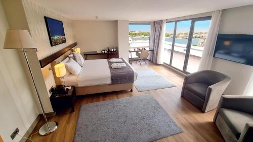 Suite with Terrace