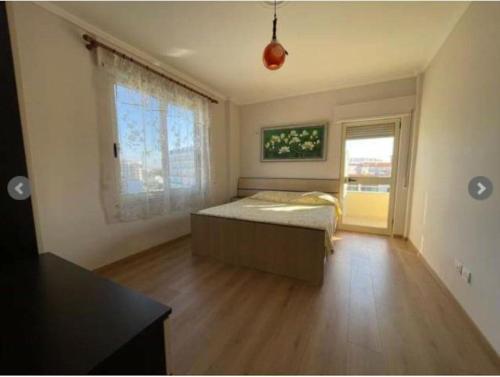 Airy, sunny & bright apartment in Golem - Imazhi 4