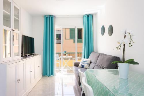 Home2Book Cozy Pool & Terrace Apt Los Cristianos