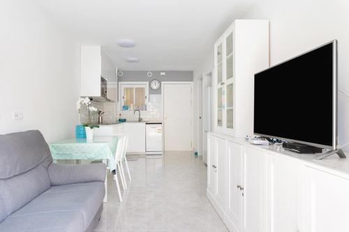 Home2Book Cozy Pool & Terrace Apt Los Cristianos