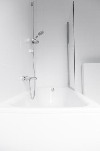 Et badeværelse på Two White Pigeons