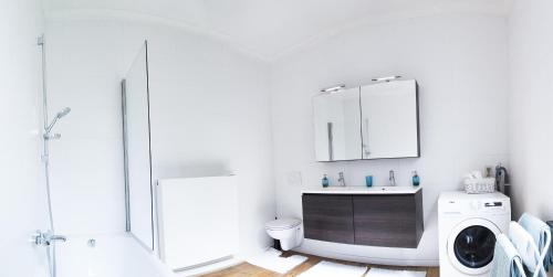 Et badeværelse på Two White Pigeons