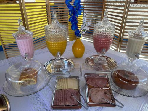 Makanan di atau berdekatan apartmen