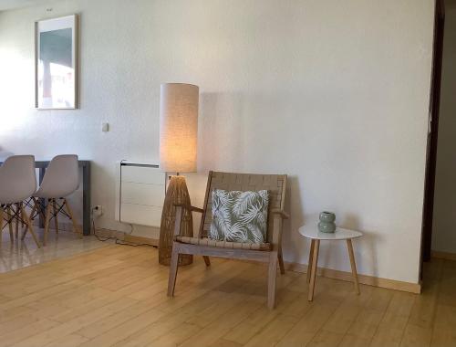 La Nogalera modern and spacious Apartment with pool and sea view