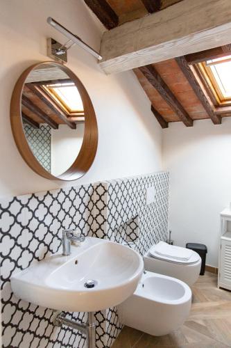 Large 2BR Apartment Near Piazza San Marco