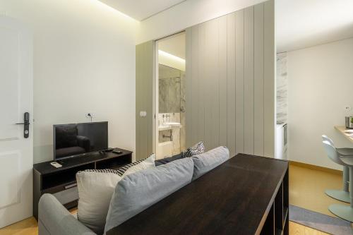 WHome Timeless Luxury Porto w/ AC & Elevator