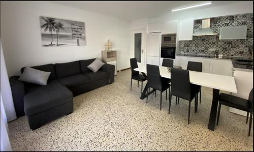 Apartment with large terrace, in Santa Margarita