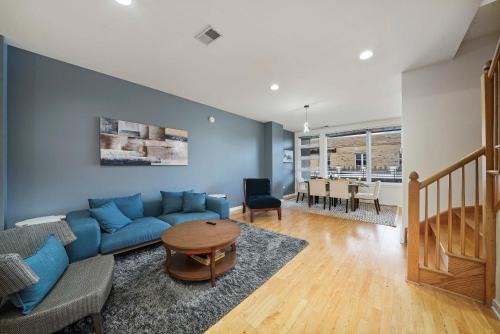 Gallery image of City-View Chicago 3-BR Rooftop in Chicago