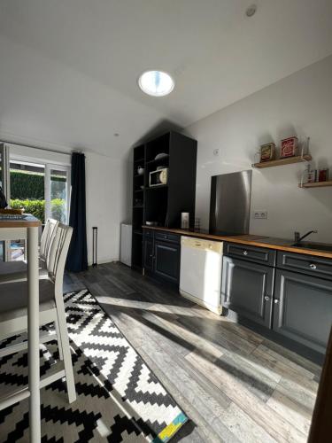 Photo de la galerie de l'établissement Petite maison dans le beaujolais, à Les Olmes