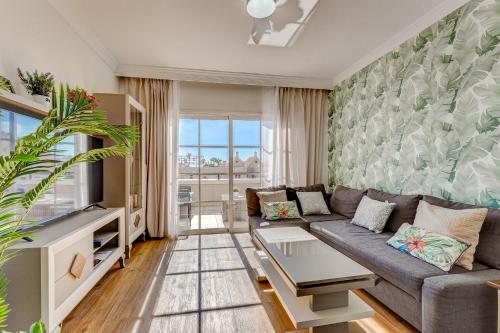 Yucca Park, Lovely, quiet, 2 bedroom, 70m2, ocean pool view!