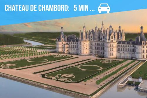 un modèle du château chambord dans l'établissement CAPORIZON-La Grange-Le Clos de Chambord, à Saint-Claude-de-Diray